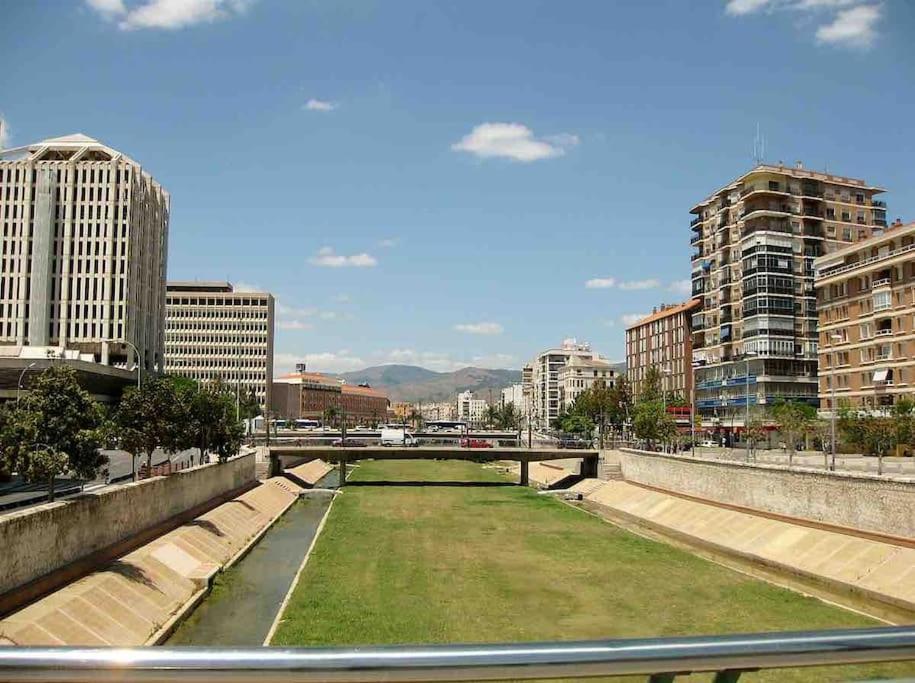 El Rincon De Apolo. Atico Con Aparcamiento Gratis. Apartman Málaga Kültér fotó