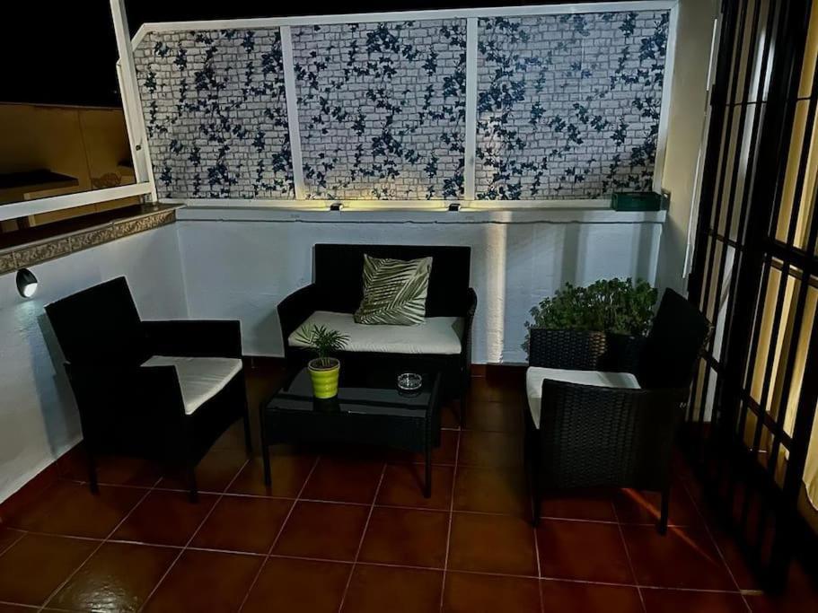 El Rincon De Apolo. Atico Con Aparcamiento Gratis. Apartman Málaga Kültér fotó